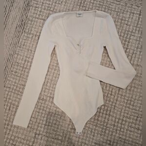 Abercrombie & Fitch Cream Ribbed Long Sleeve Snap Bodysuit